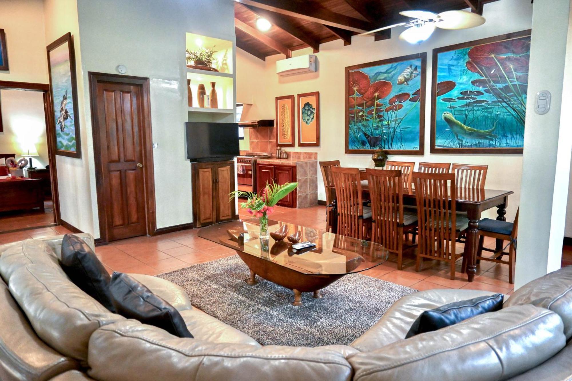 Hotel Villas Lirio Manuel Antonio Exterior photo
